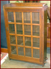 L.&J.G. Stickley Original Vintage Oak Bookcase Circa 1906 to 1912